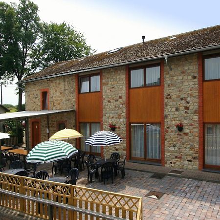 Quaint Apartment In Ondenval With Terrace Weismes Exterior foto